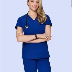 NWT Mandala one pocket scrub top